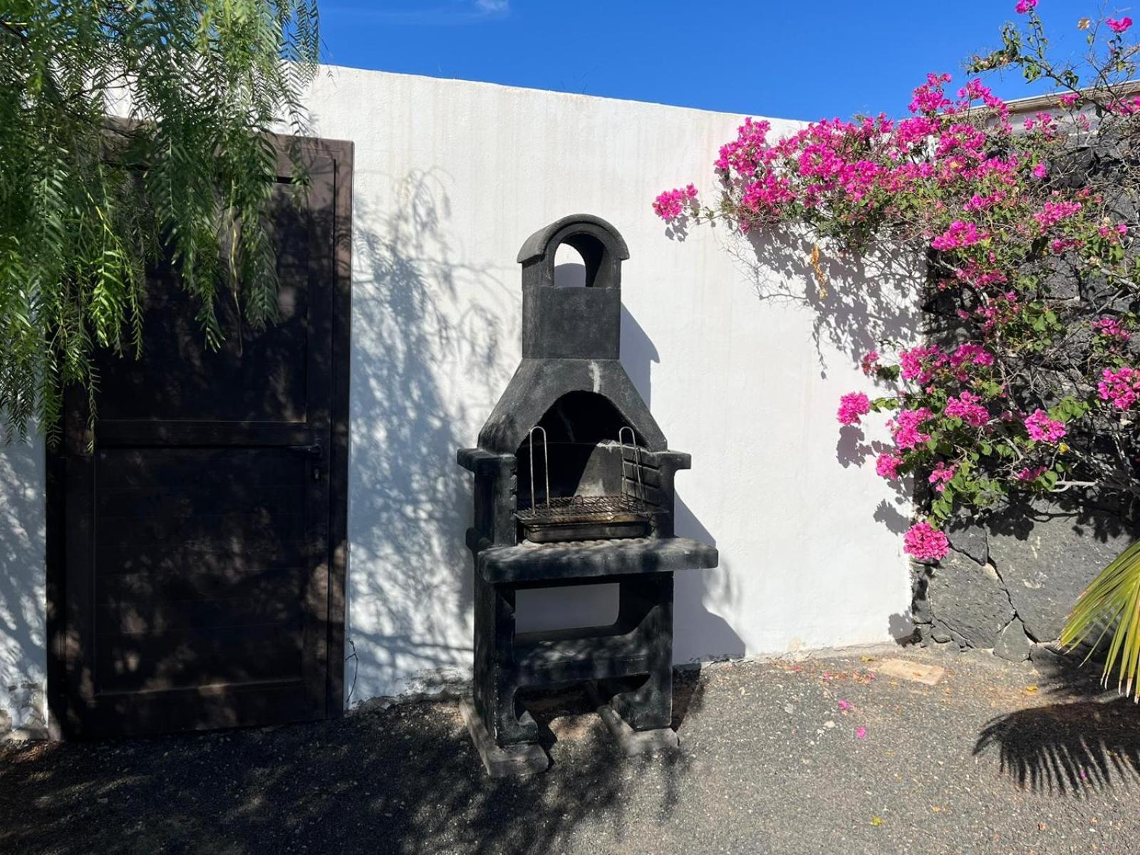Villa Chloe Плая Бланка Екстериор снимка