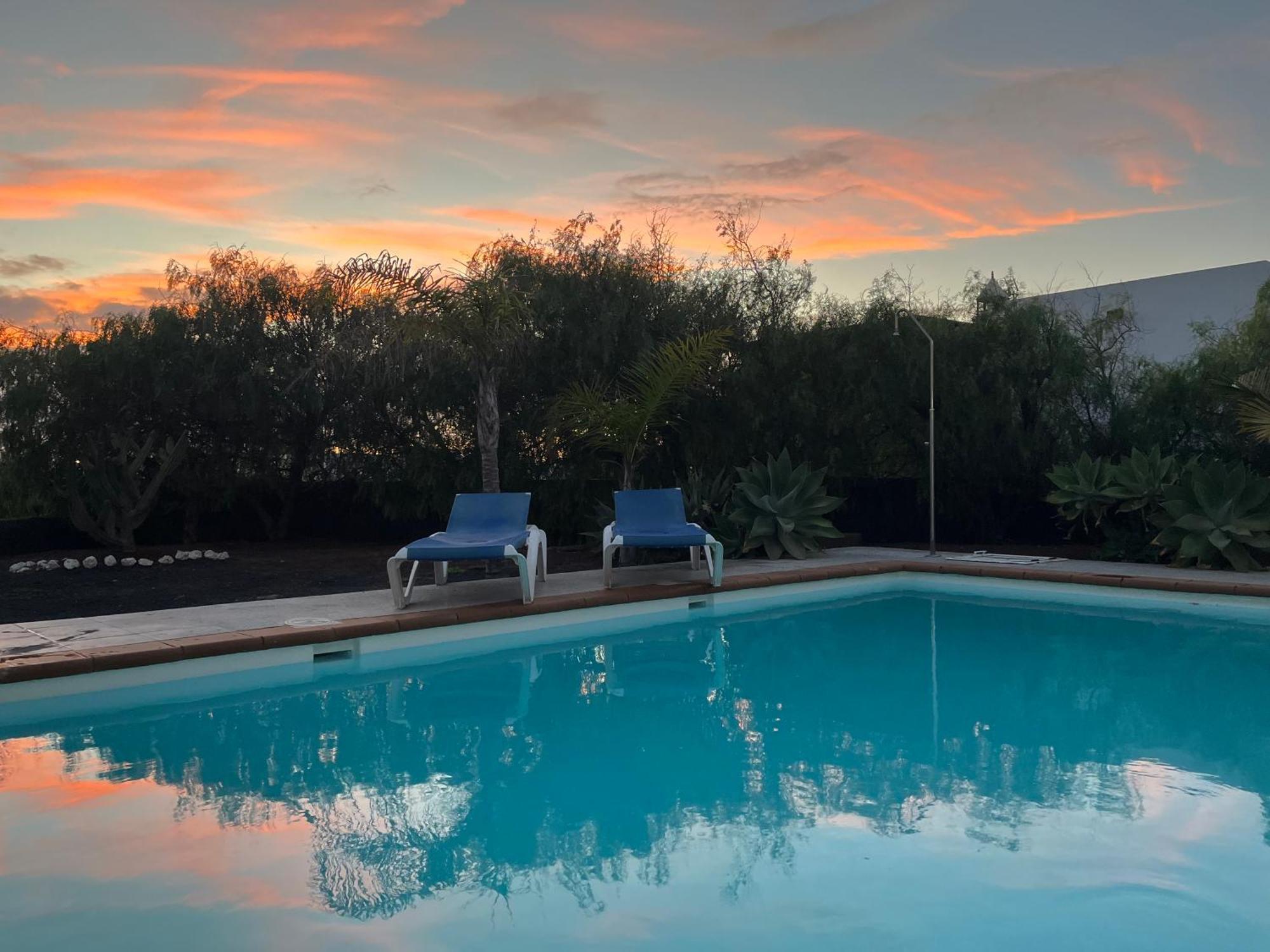 Villa Chloe Плая Бланка Екстериор снимка
