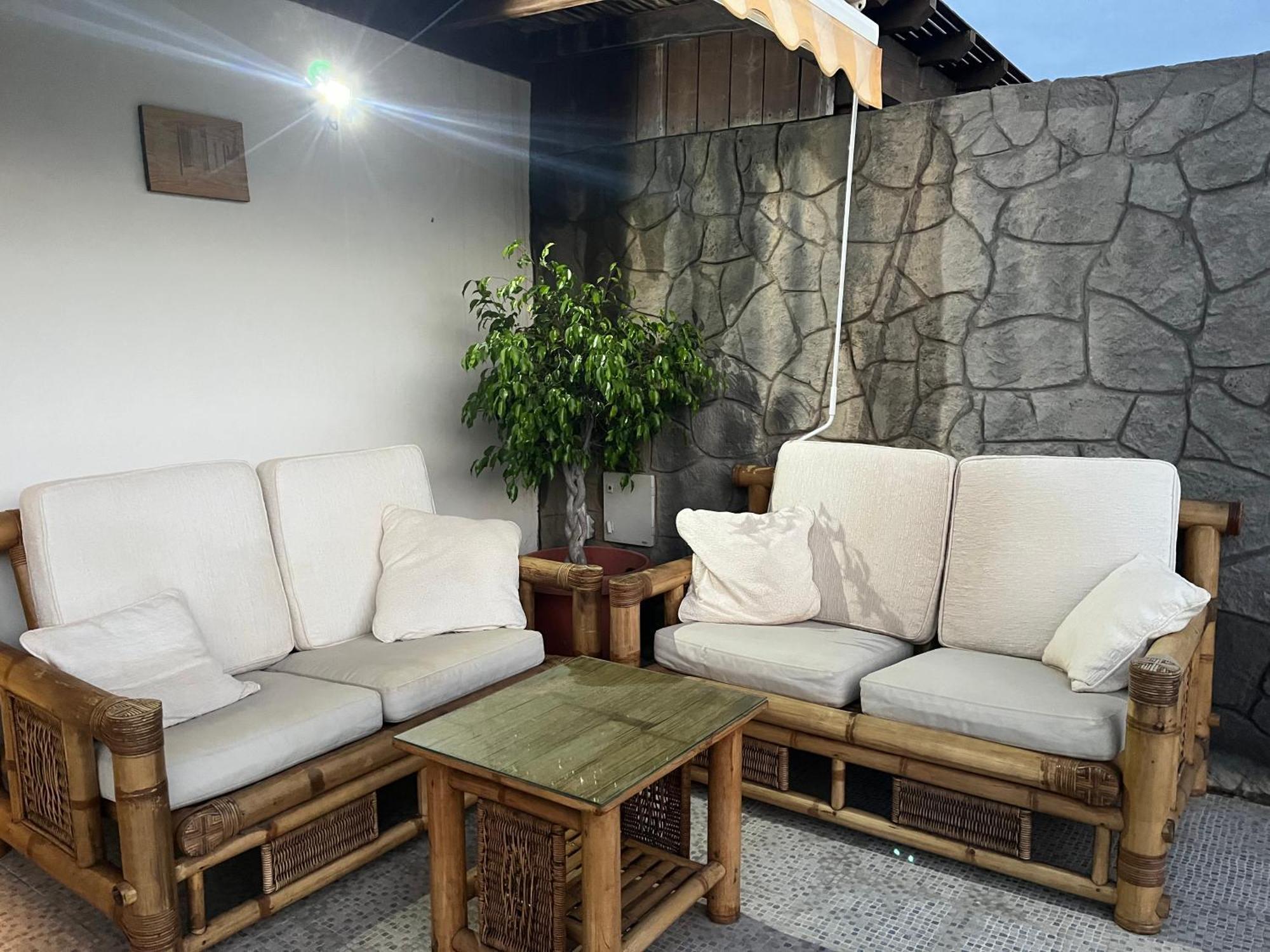 Villa Chloe Плая Бланка Екстериор снимка